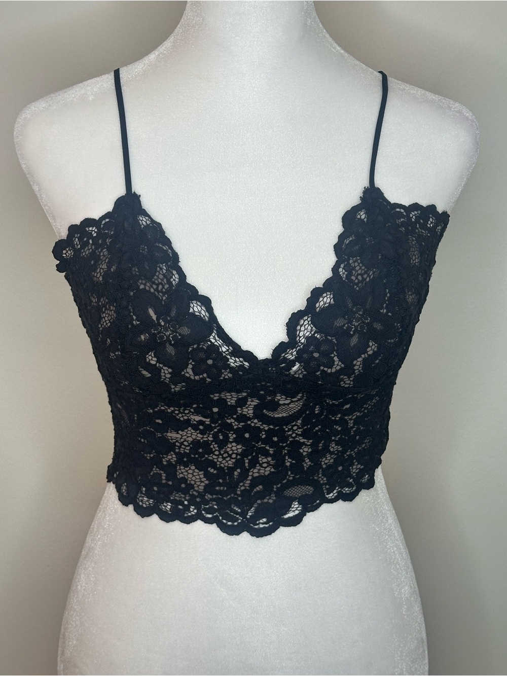 Express Lace Longline Bandeau Bralette with Thin Straps - Black